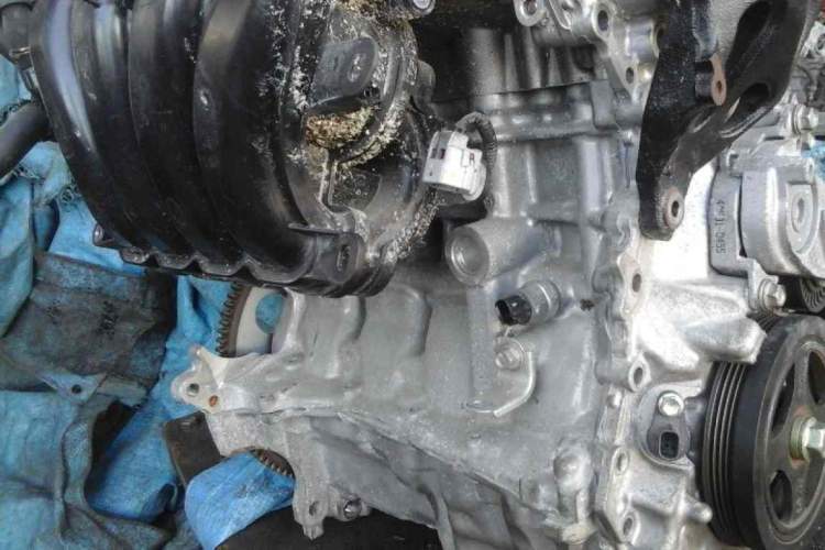 блок двигателя 1NR-FE TOYOTA VITZ NSP130 (Тойота Витц  )