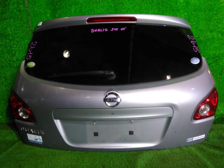 дверь пятая  на  NISSAN  DUALIS J10;KNJ10;KJ10 (Ниссан Дуалис) СЕРЕБРИСТЫЙ  