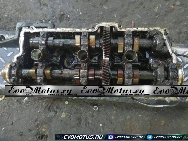 головка блока цилиндров на 5VZ TOYOTA LAND CRUISER PRADO VZJ125 ( тойота лэнд крузер прадо)
