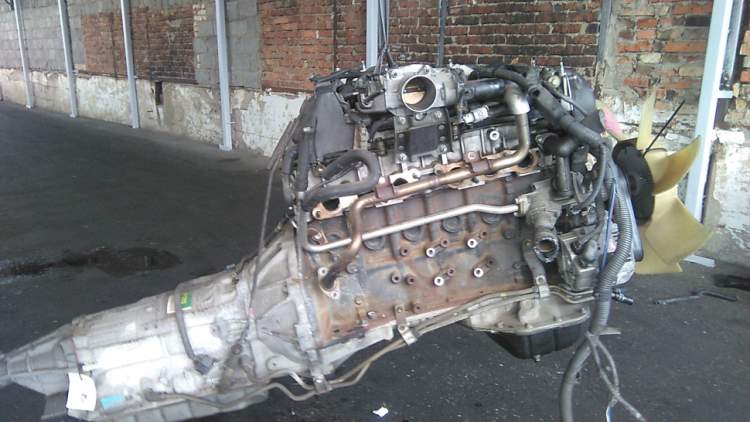 Двигатель 2JZFSE TOYOTA PROGRES JCG11 (тойота прогрес)