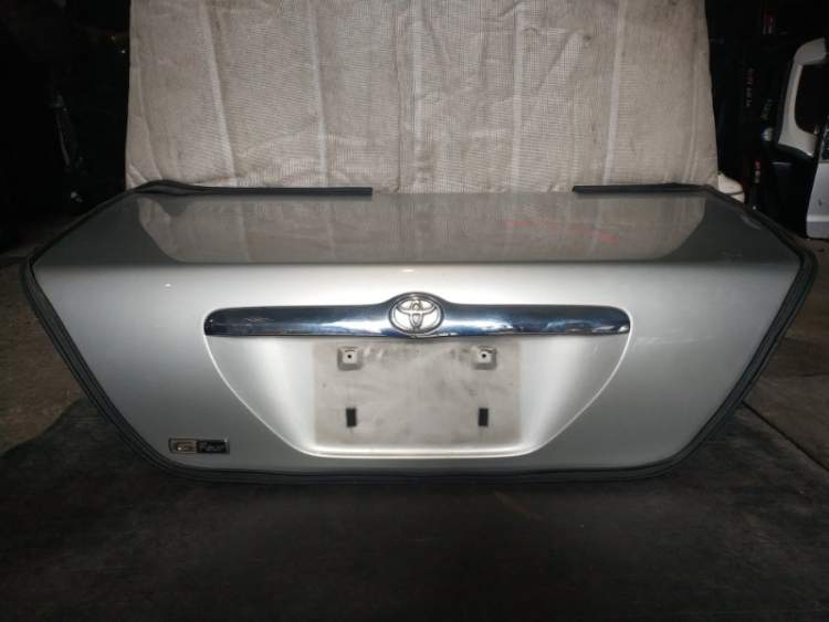 Крышка багажника Toyota Mark Ii GX115